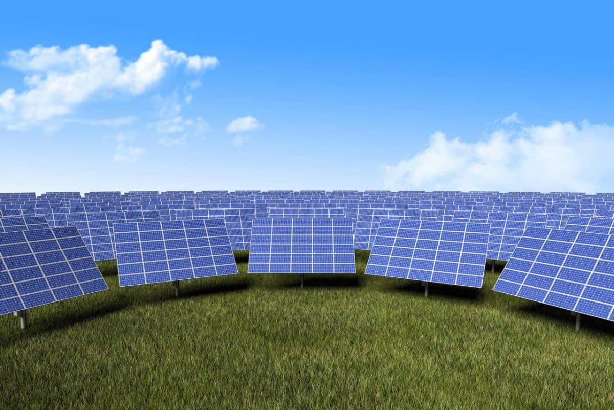 Quelle orientation choisir pour une centrale photovoltaïque au sol